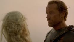 extant_GameOfThrones_2x04-GardenOfBones_3316