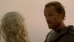 extant_GameOfThrones_2x04-GardenOfBones_3318