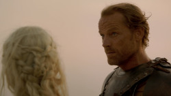 extant_GameOfThrones_2x04-GardenOfBones_3319