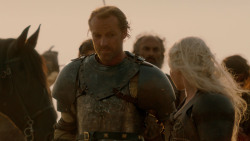 extant_GameOfThrones_2x04-GardenOfBones_3323