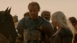 extant_GameOfThrones_2x04-GardenOfBones_3324