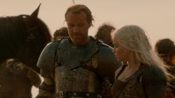 extant_GameOfThrones_2x04-GardenOfBones_3328