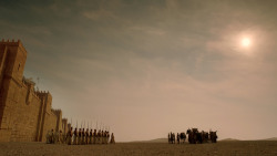 extant_GameOfThrones_2x04-GardenOfBones_3347
