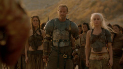 extant_GameOfThrones_2x04-GardenOfBones_3369