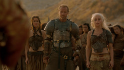 extant_GameOfThrones_2x04-GardenOfBones_3370