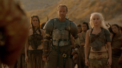 extant_GameOfThrones_2x04-GardenOfBones_3372