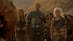 extant_GameOfThrones_2x04-GardenOfBones_3374