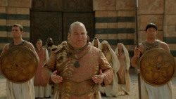 extant_GameOfThrones_2x04-GardenOfBones_3376
