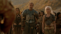 extant_GameOfThrones_2x04-GardenOfBones_3383