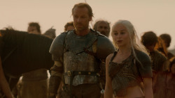 extant_GameOfThrones_2x04-GardenOfBones_3390