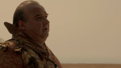extant_GameOfThrones_2x04-GardenOfBones_3392