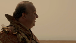 extant_GameOfThrones_2x04-GardenOfBones_3406