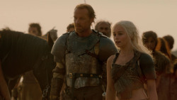 extant_GameOfThrones_2x04-GardenOfBones_3429