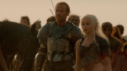 extant_GameOfThrones_2x04-GardenOfBones_3437