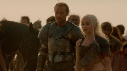 extant_GameOfThrones_2x04-GardenOfBones_3440