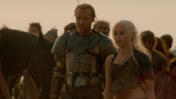 extant_GameOfThrones_2x04-GardenOfBones_3441