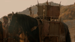 extant_GameOfThrones_2x04-GardenOfBones_3451