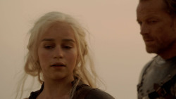 extant_GameOfThrones_2x04-GardenOfBones_3454