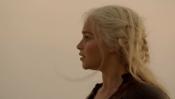 extant_GameOfThrones_2x04-GardenOfBones_3458