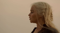 extant_GameOfThrones_2x04-GardenOfBones_3459