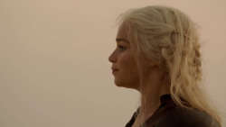 extant_GameOfThrones_2x04-GardenOfBones_3461