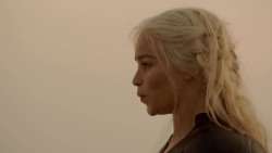 extant_GameOfThrones_2x04-GardenOfBones_3463