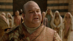 extant_GameOfThrones_2x04-GardenOfBones_3483