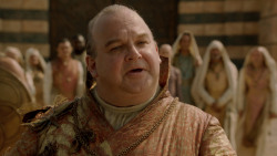 extant_GameOfThrones_2x04-GardenOfBones_3485