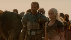 extant_GameOfThrones_2x04-GardenOfBones_3504