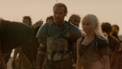 extant_GameOfThrones_2x04-GardenOfBones_3509