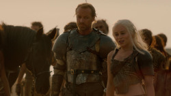 extant_GameOfThrones_2x04-GardenOfBones_3528