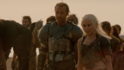 extant_GameOfThrones_2x04-GardenOfBones_3532