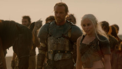 extant_GameOfThrones_2x04-GardenOfBones_3533