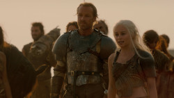 extant_GameOfThrones_2x04-GardenOfBones_3541