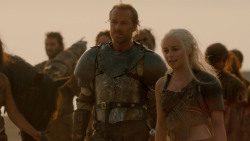 extant_GameOfThrones_2x04-GardenOfBones_3542
