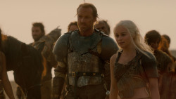 extant_GameOfThrones_2x04-GardenOfBones_3543