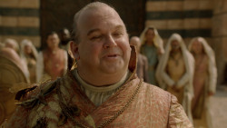 extant_GameOfThrones_2x04-GardenOfBones_3549
