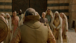 extant_GameOfThrones_2x04-GardenOfBones_3555