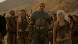 extant_GameOfThrones_2x04-GardenOfBones_3558