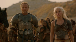extant_GameOfThrones_2x04-GardenOfBones_3563