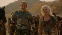 extant_GameOfThrones_2x04-GardenOfBones_3564