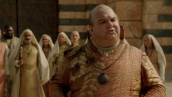 extant_GameOfThrones_2x04-GardenOfBones_3586