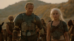 extant_GameOfThrones_2x04-GardenOfBones_3610