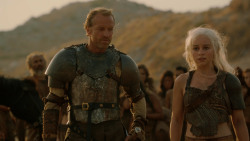 extant_GameOfThrones_2x04-GardenOfBones_3617