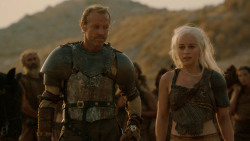 extant_GameOfThrones_2x04-GardenOfBones_3620