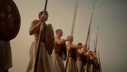 extant_GameOfThrones_2x04-GardenOfBones_3624
