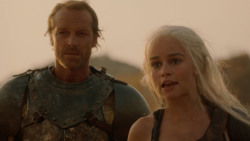 extant_GameOfThrones_2x04-GardenOfBones_3642