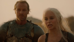 extant_GameOfThrones_2x04-GardenOfBones_3644