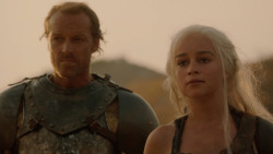 extant_GameOfThrones_2x04-GardenOfBones_3661