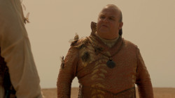 extant_GameOfThrones_2x04-GardenOfBones_3703